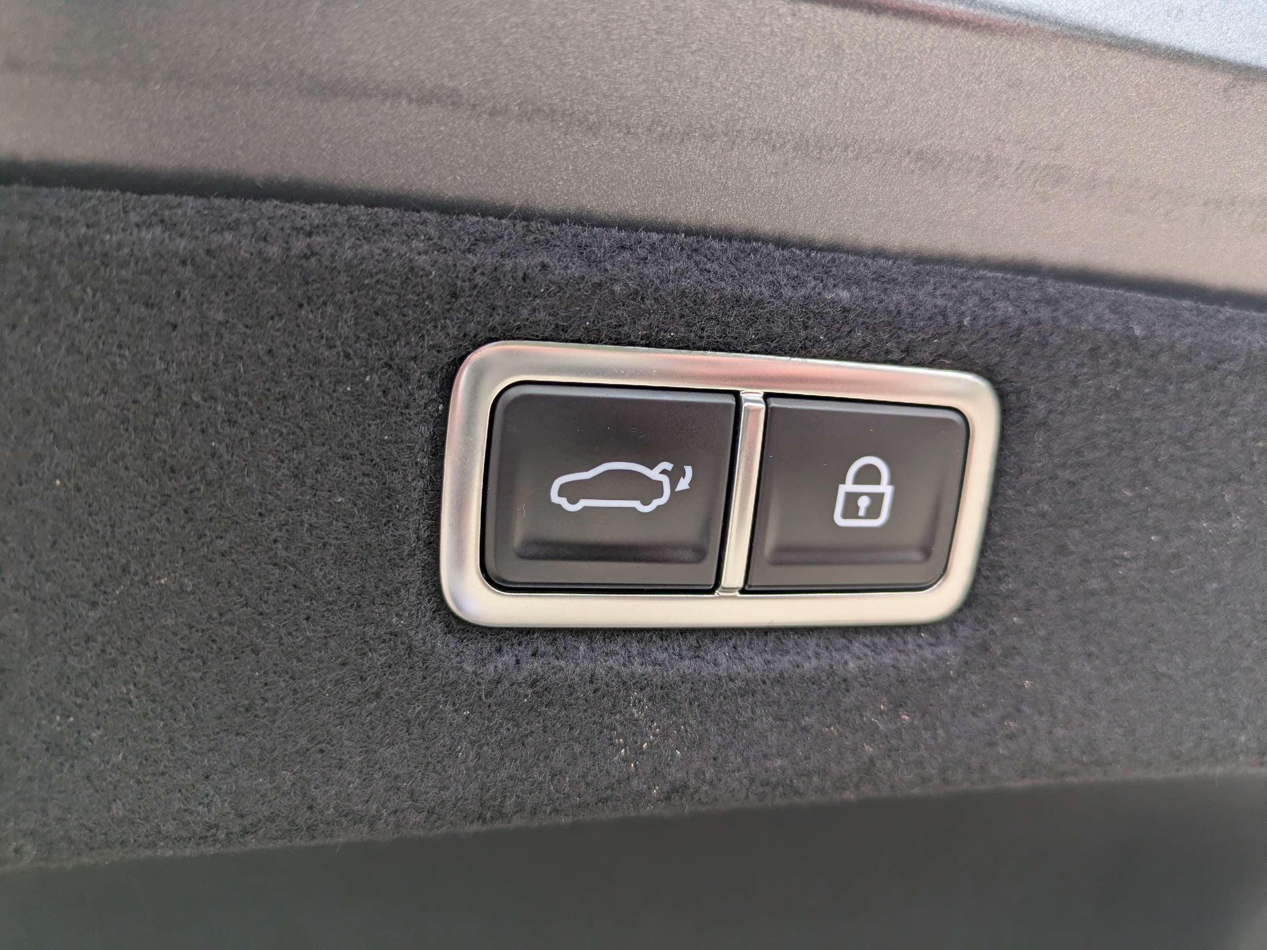 2024 Hyundai Sonata Hybrid LIMITED