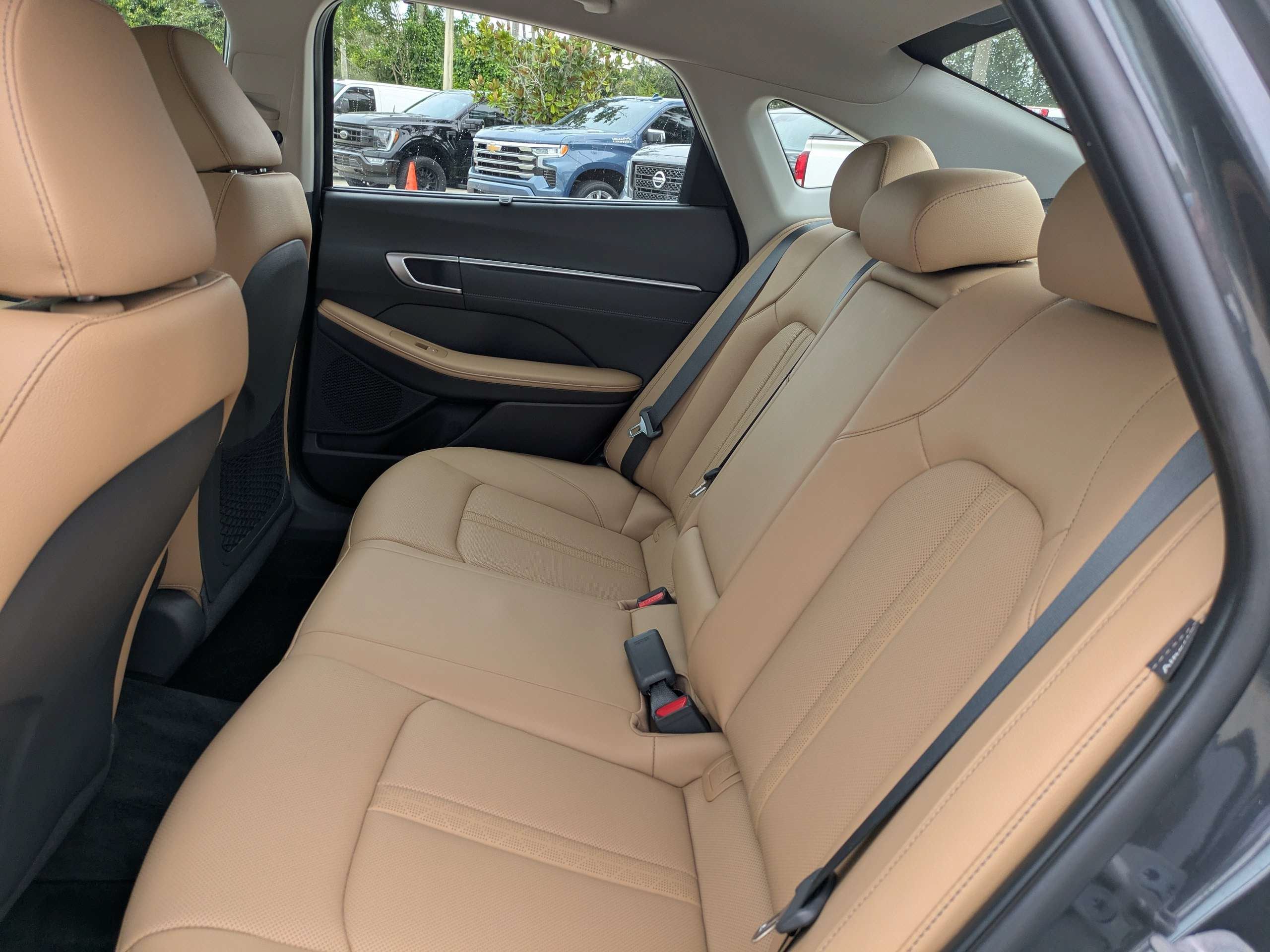 2024 Hyundai Sonata Hybrid LIMITED