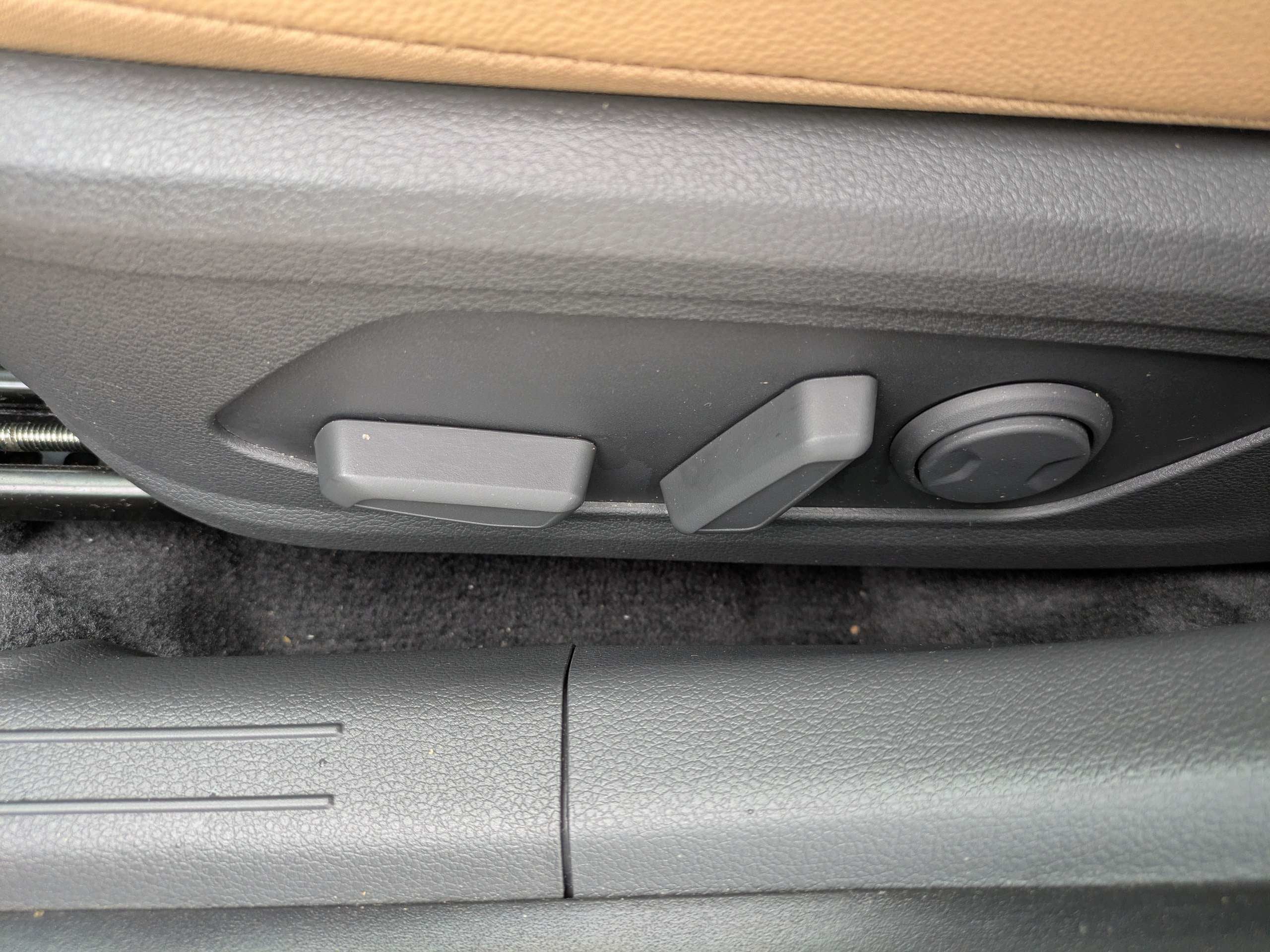 2024 Hyundai Sonata Hybrid LIMITED