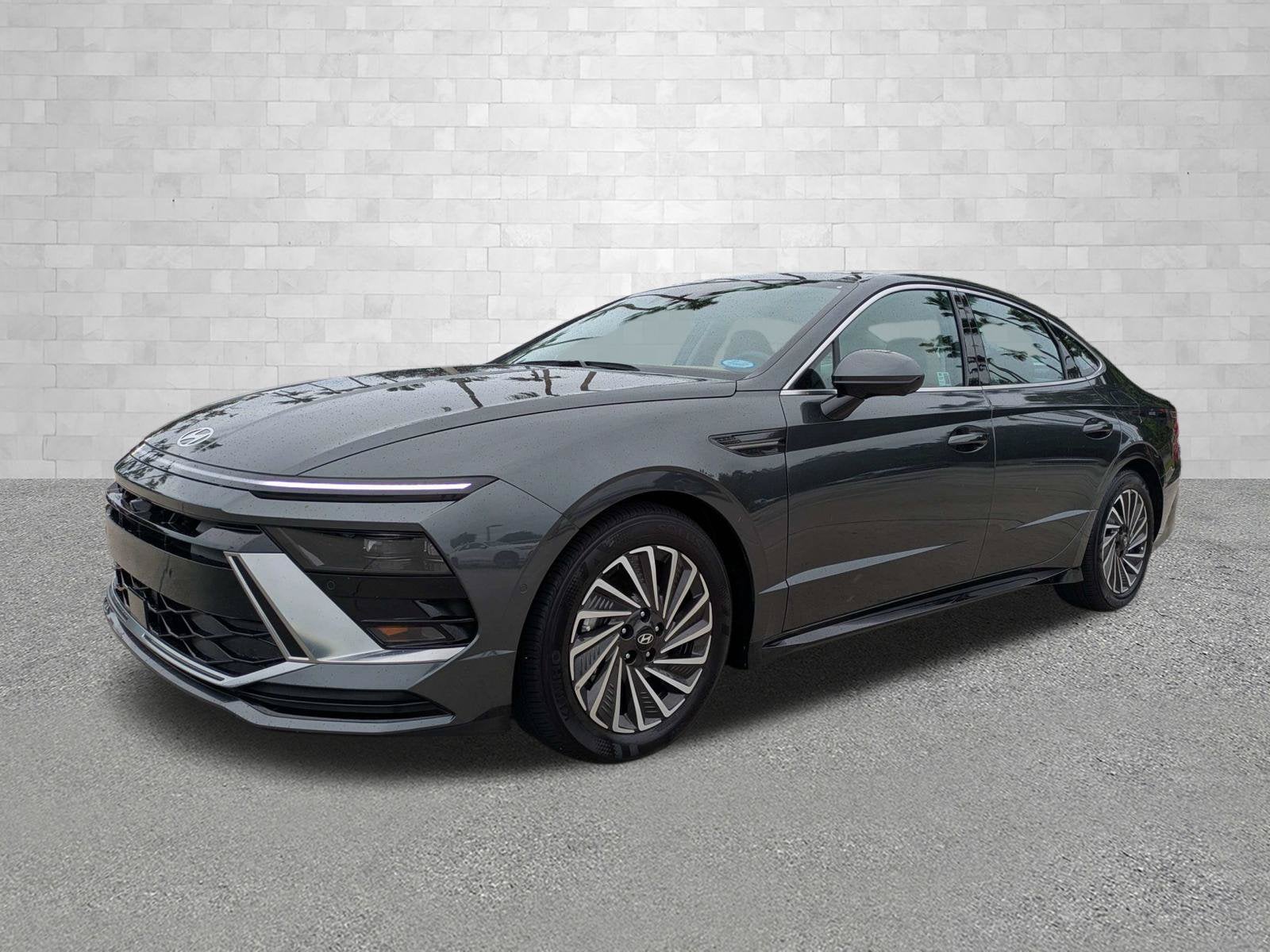 2024 Hyundai Sonata Hybrid LIMITED