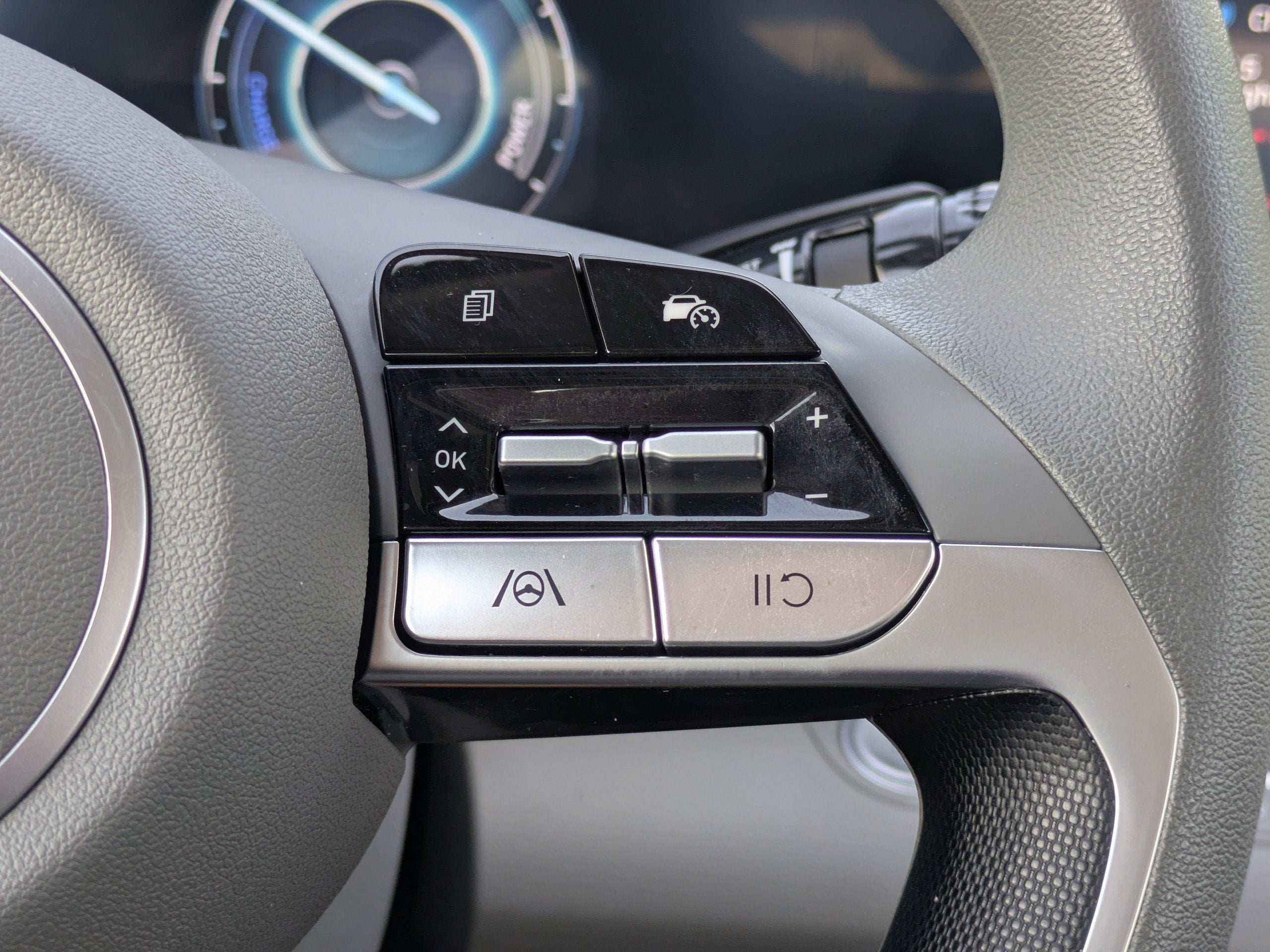 2024 Hyundai Elantra Hybrid BLUE