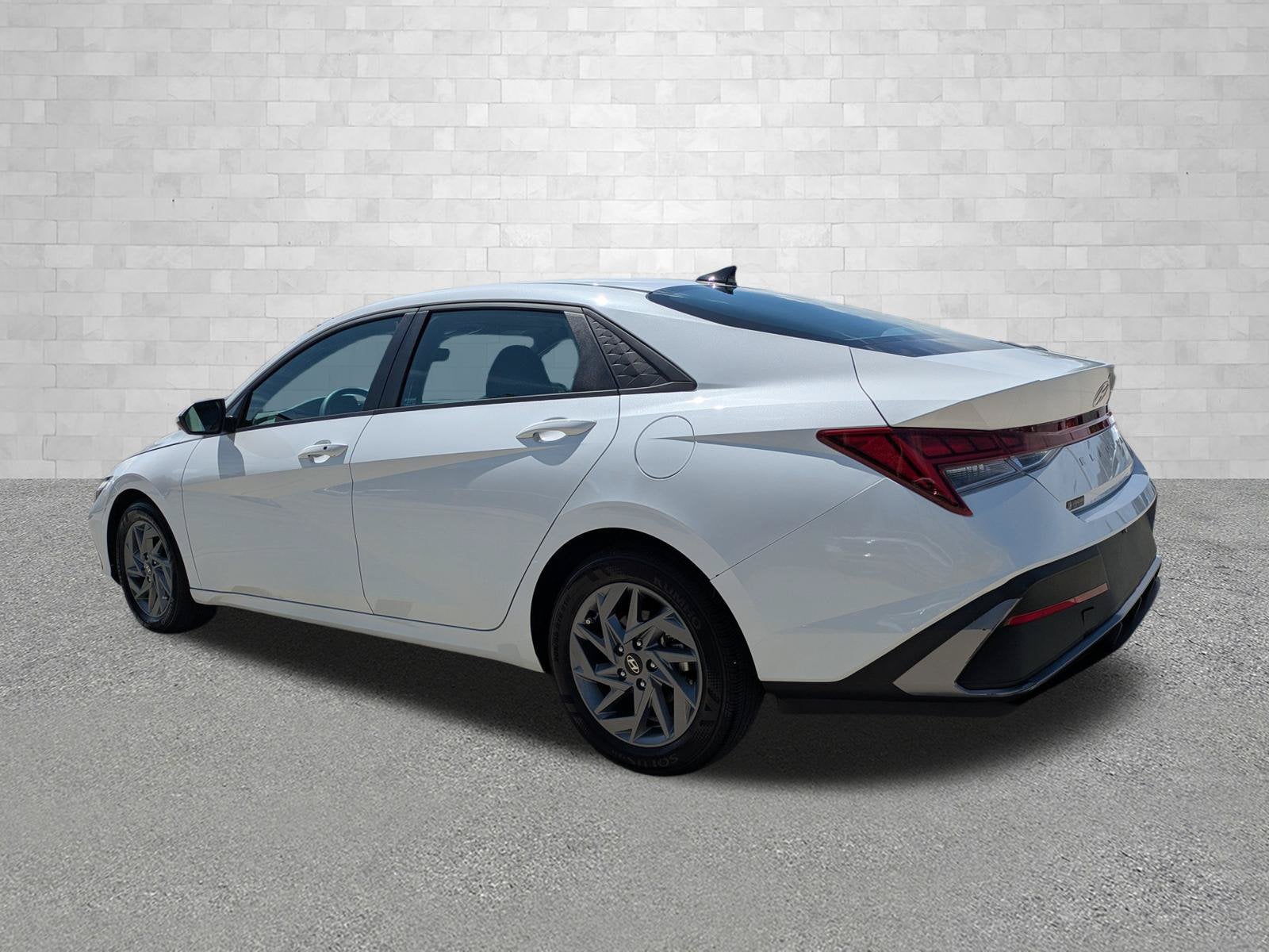 2024 Hyundai Elantra Hybrid BLUE