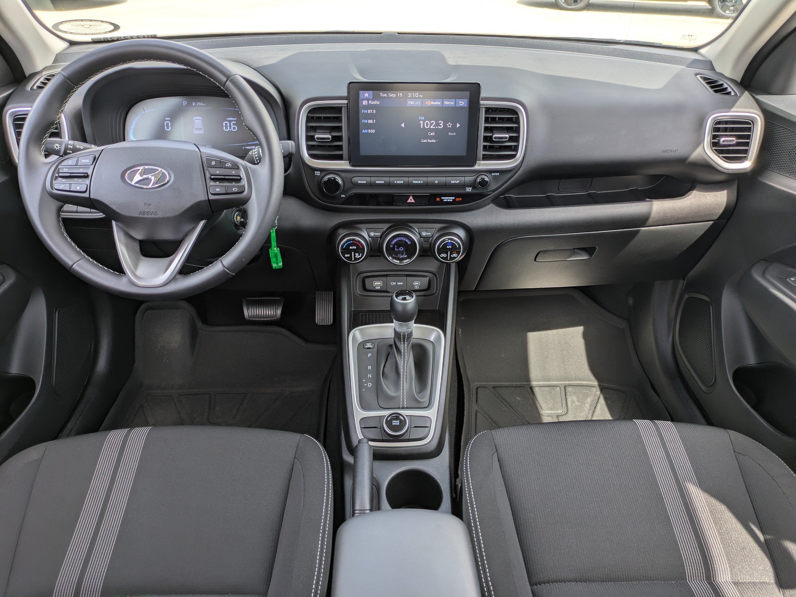 2023 Hyundai Venue SEL