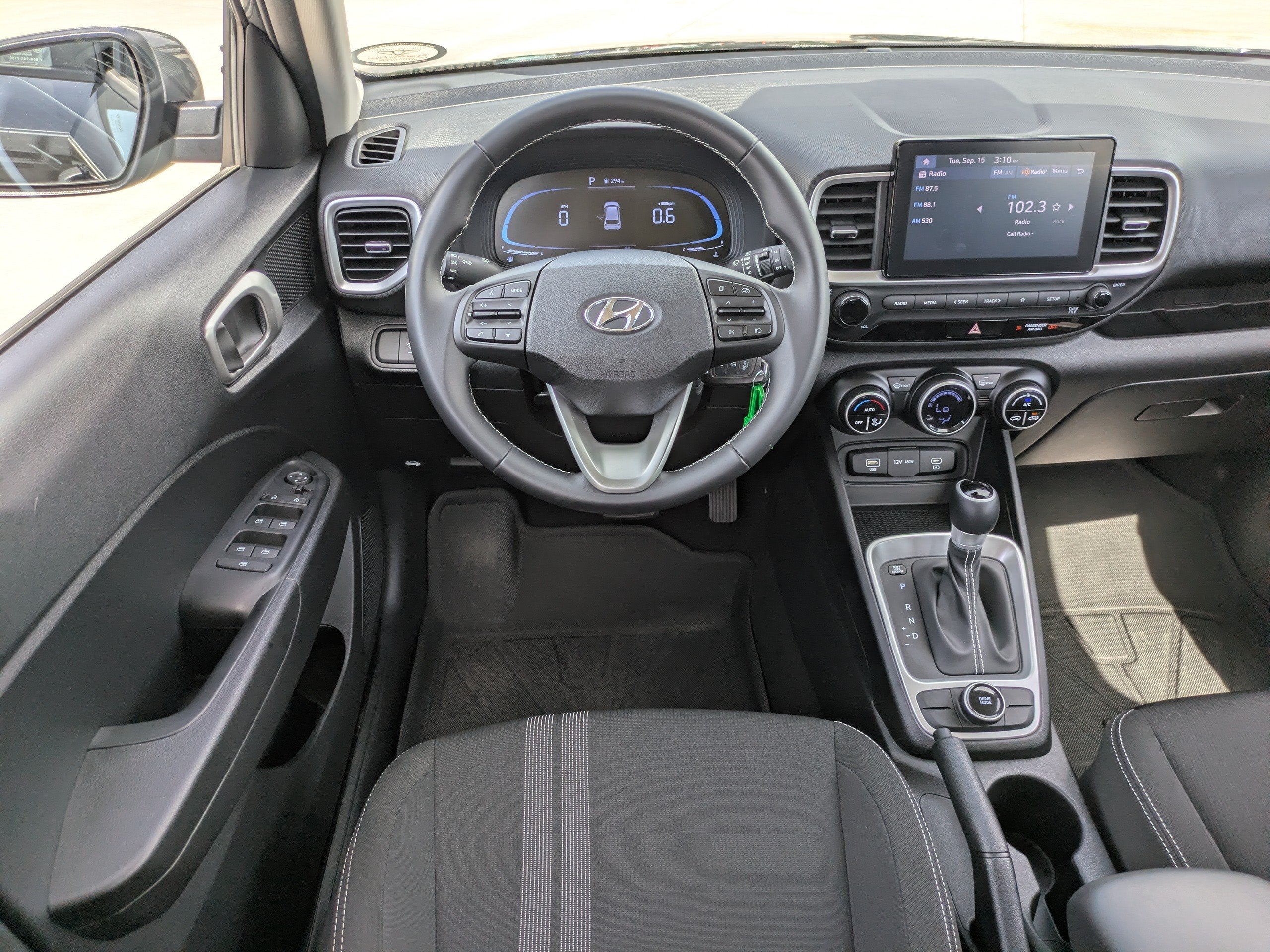 2023 Hyundai Venue SEL