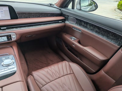 2024 Genesis G90 E-SC