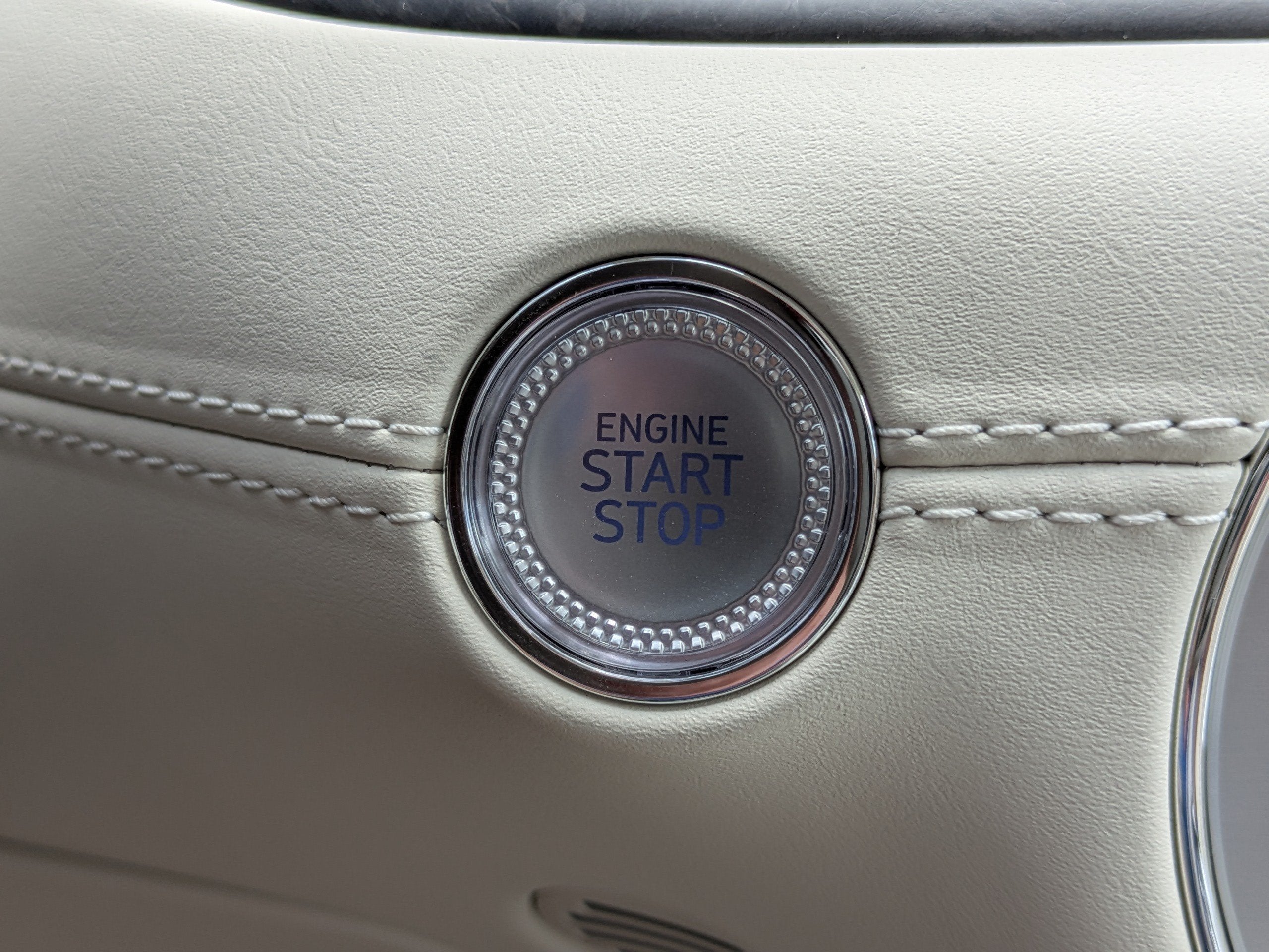 2026 Genesis G90 3.5T E-SC MHEV