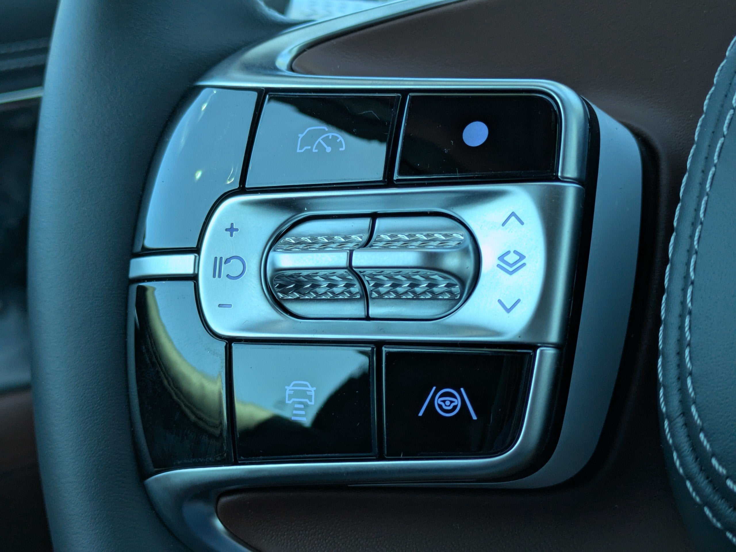 2026 Genesis G90 3.5T E-SC MHEV