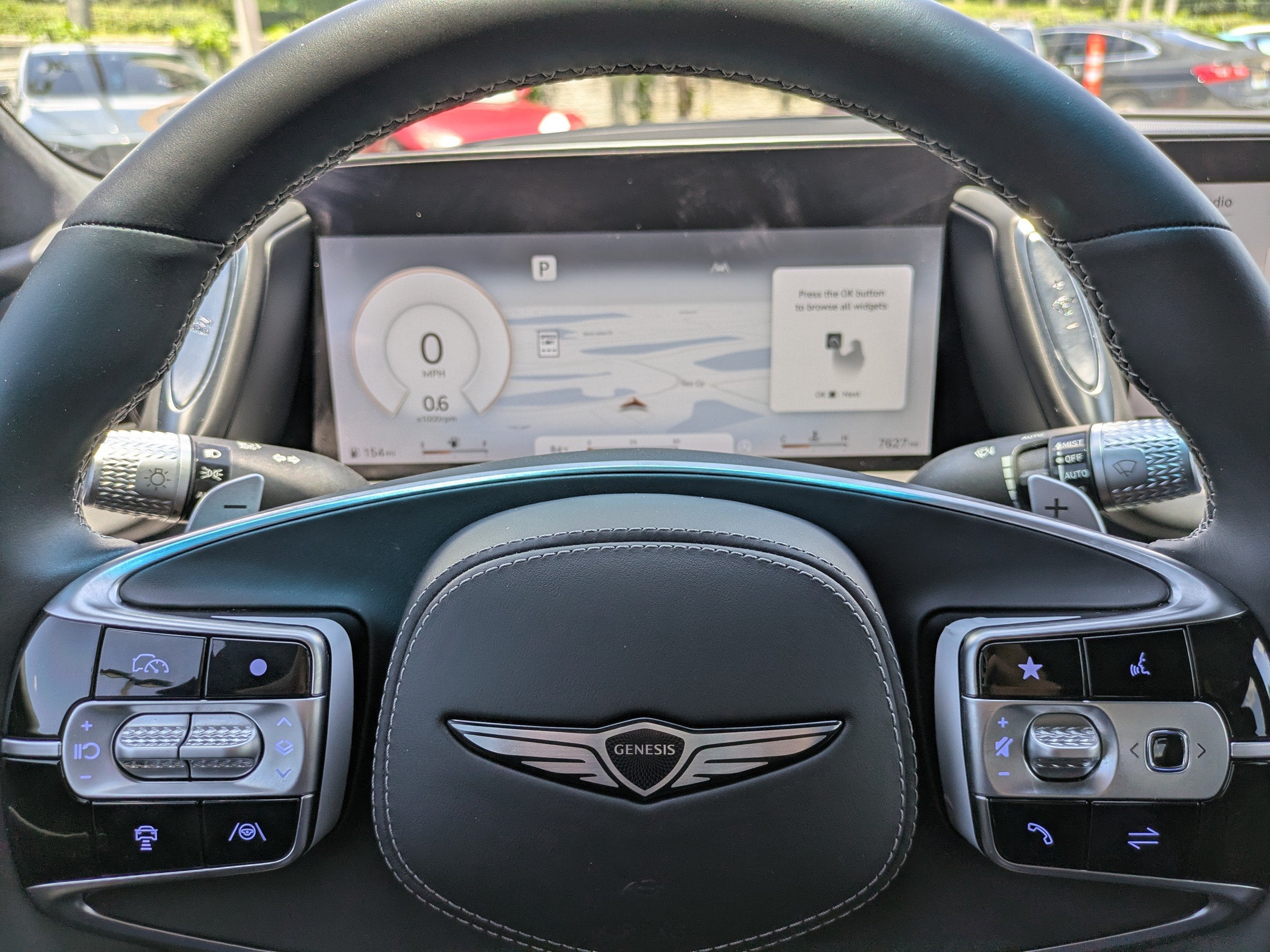 2024 Genesis G90 E-SC