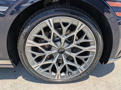 2024 Genesis G90 E-SC