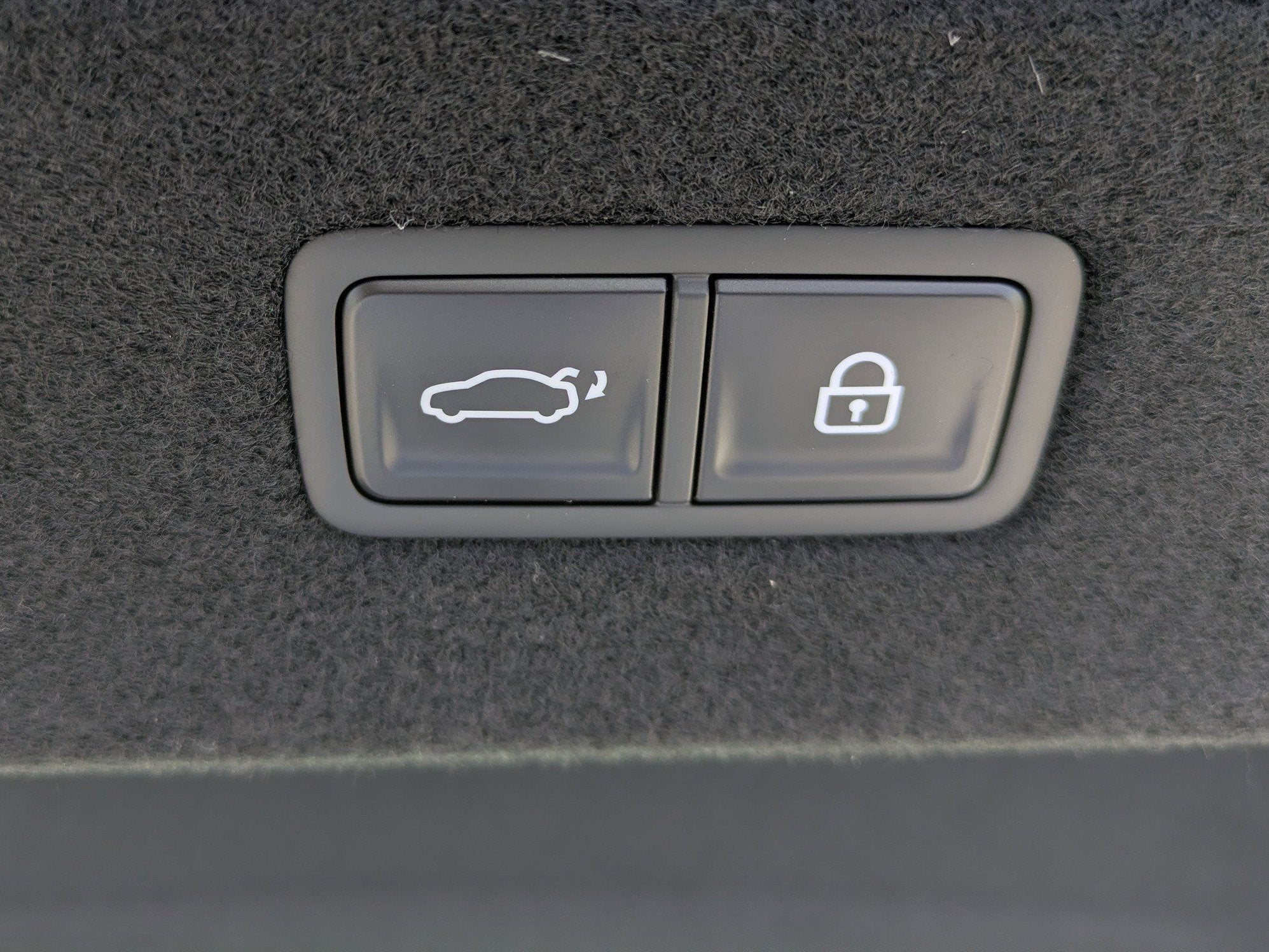 2026 Genesis G90 3.5T E-SC MHEV