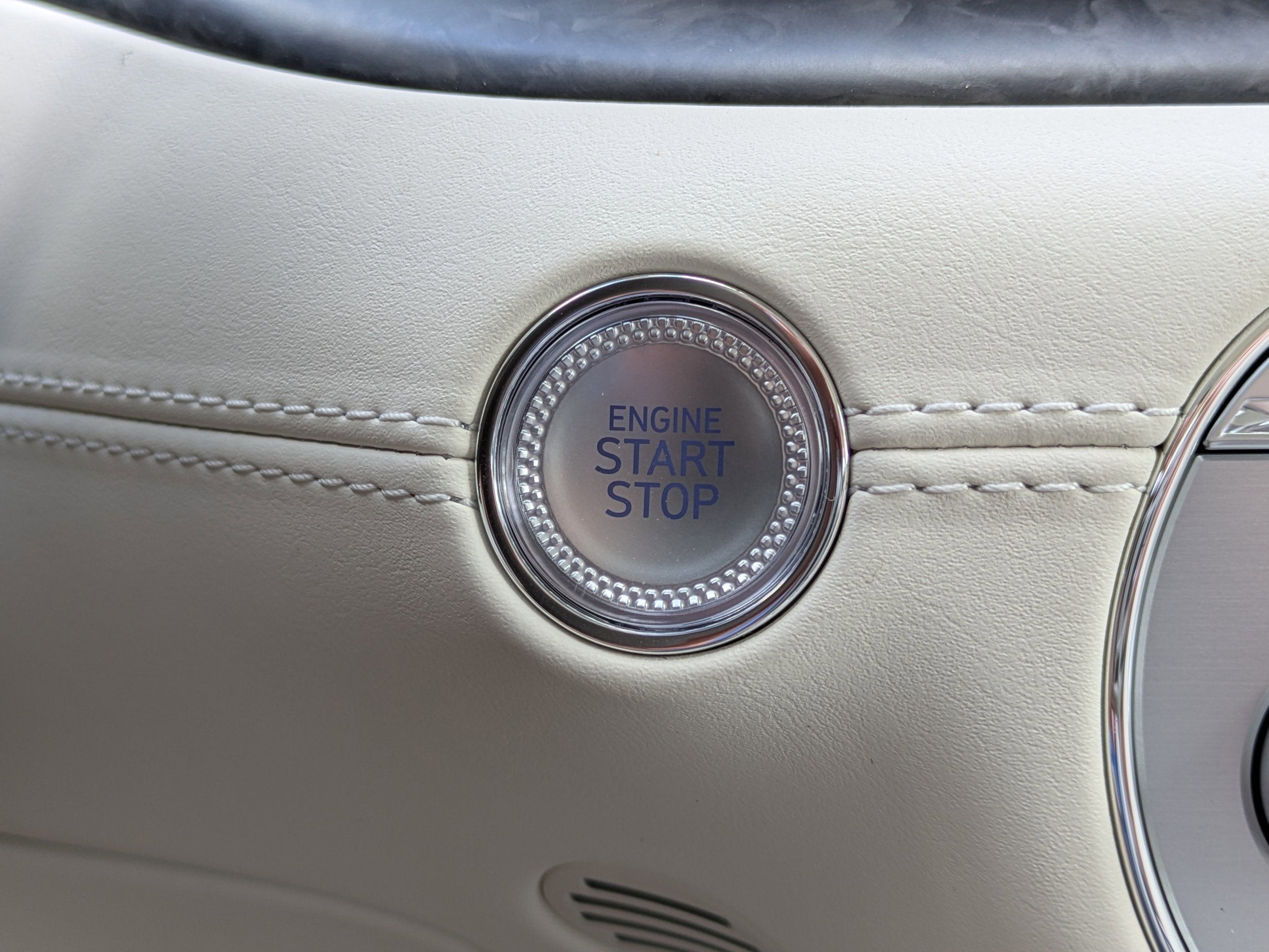 2026 Genesis G90 3.5T E-SC MHEV