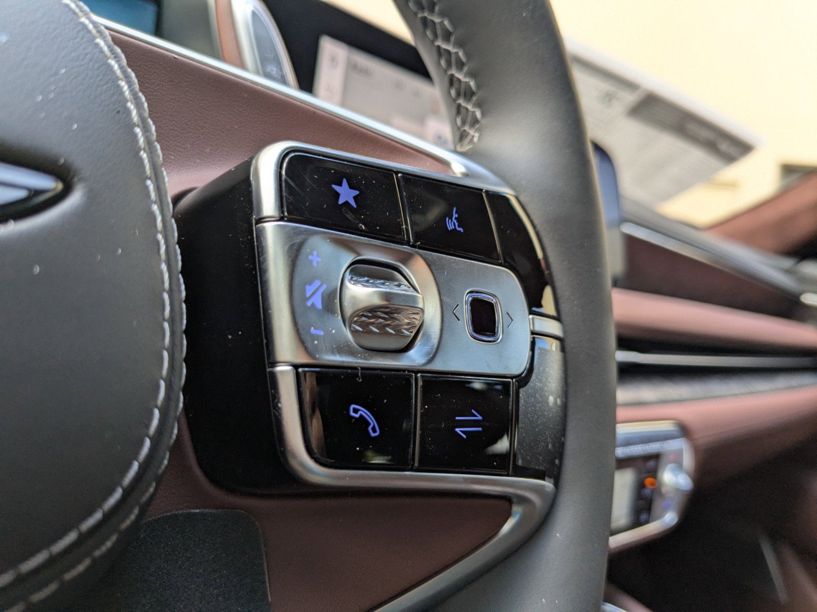 2025 Genesis G90 3.5T E-SC MHEV