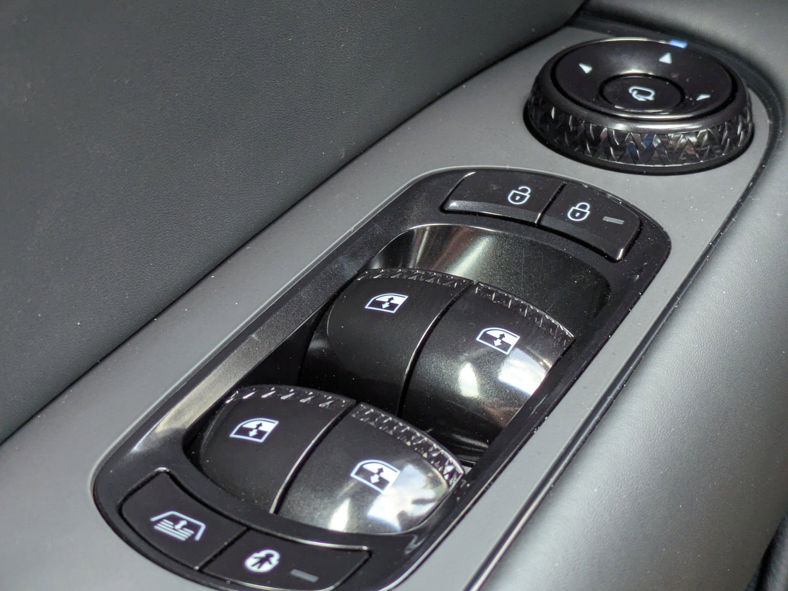 2026 Genesis G90 3.5T E-SC MHEV PRESTIGE BLACK