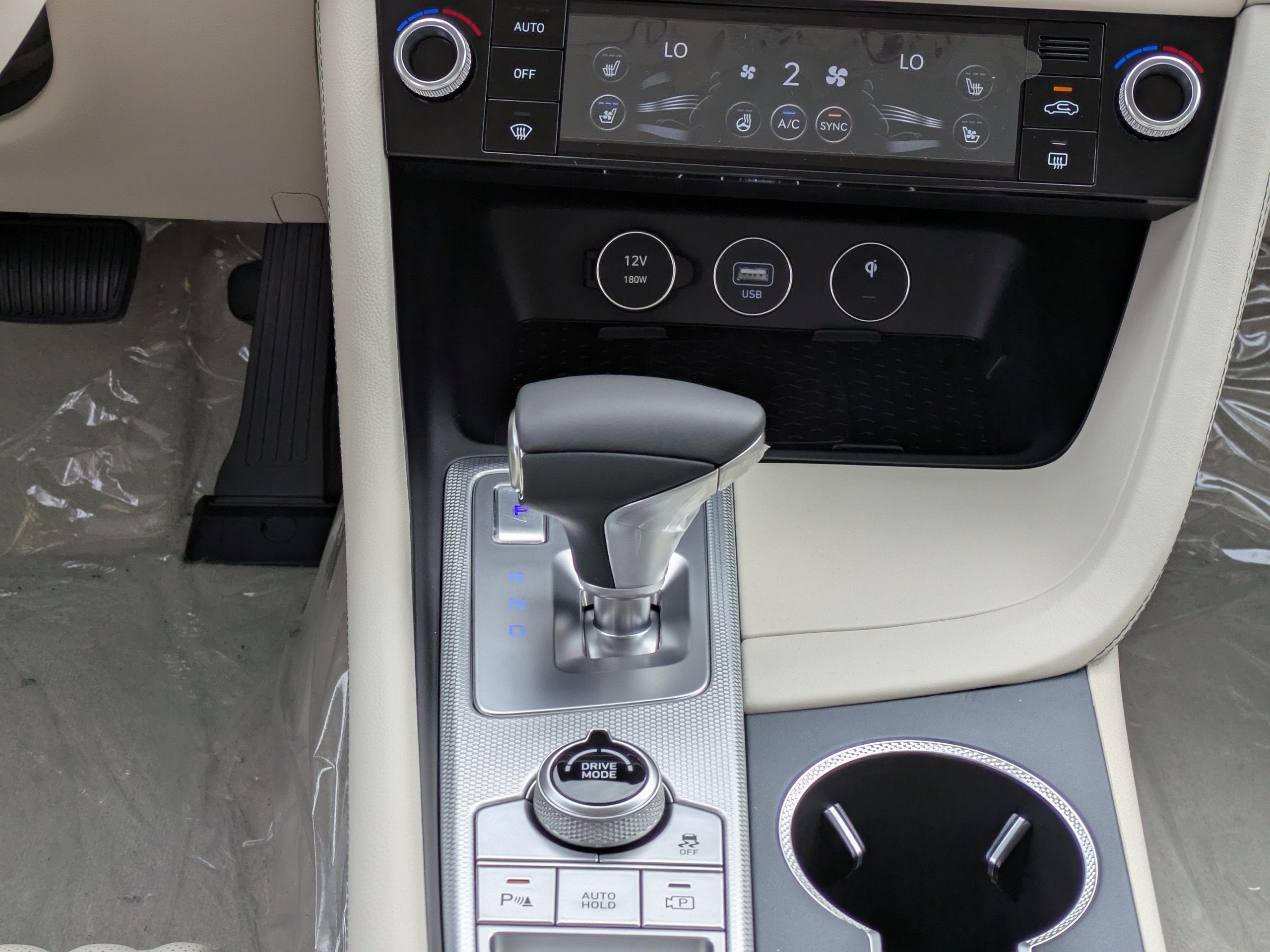 2026 Genesis G70 2.5T PRESTIGE
