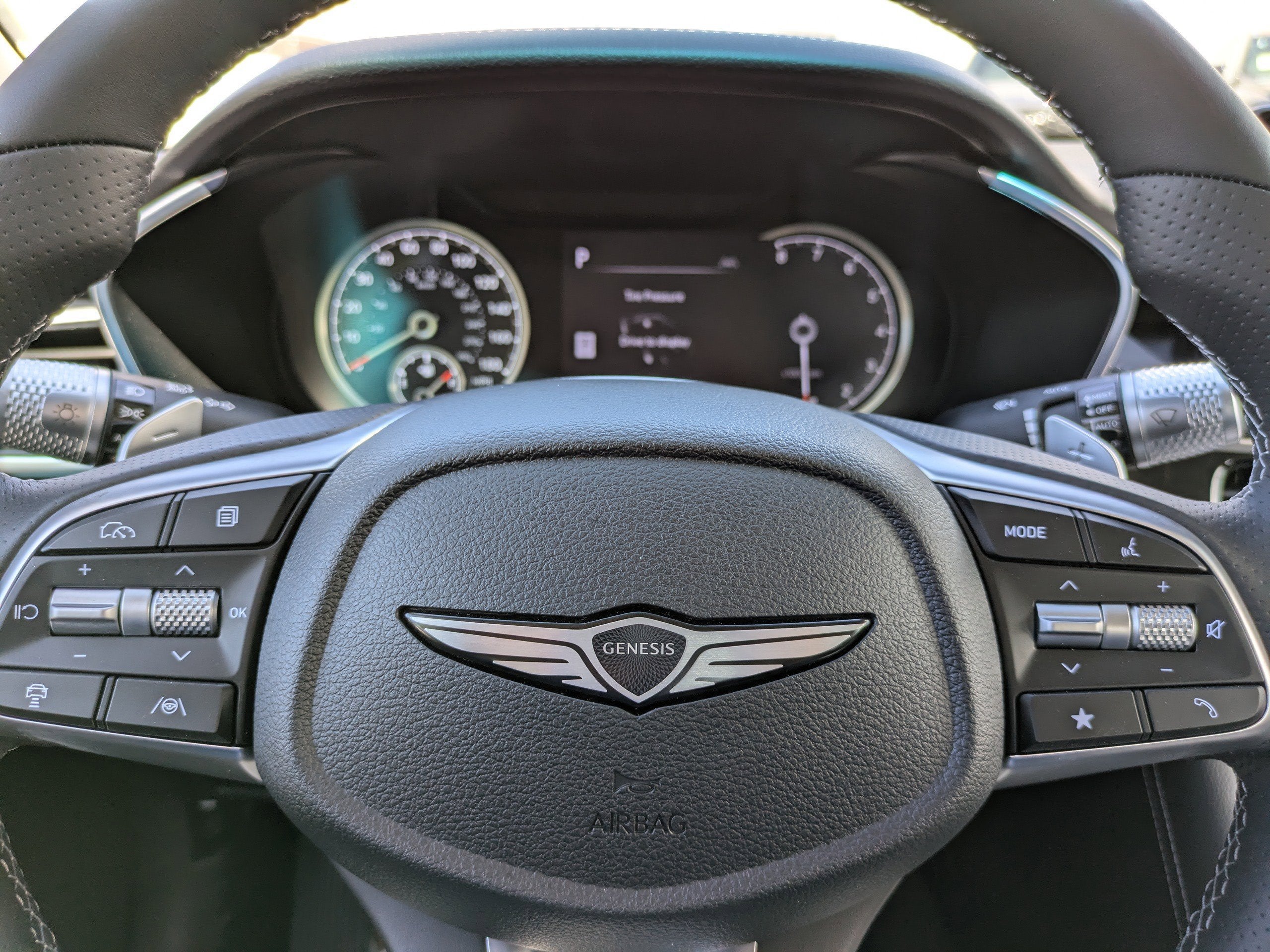2026 Genesis G70 2.5T Prestige