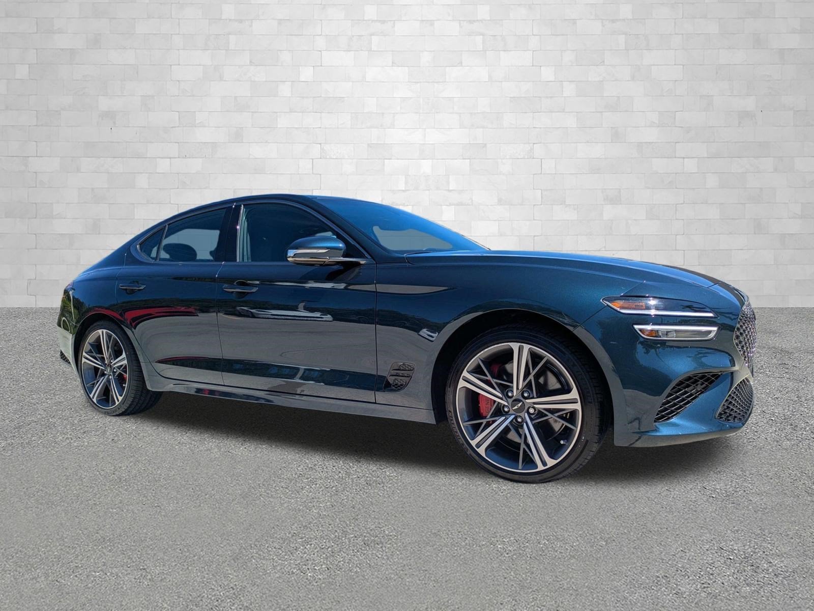 2024 Genesis G70 2.5T