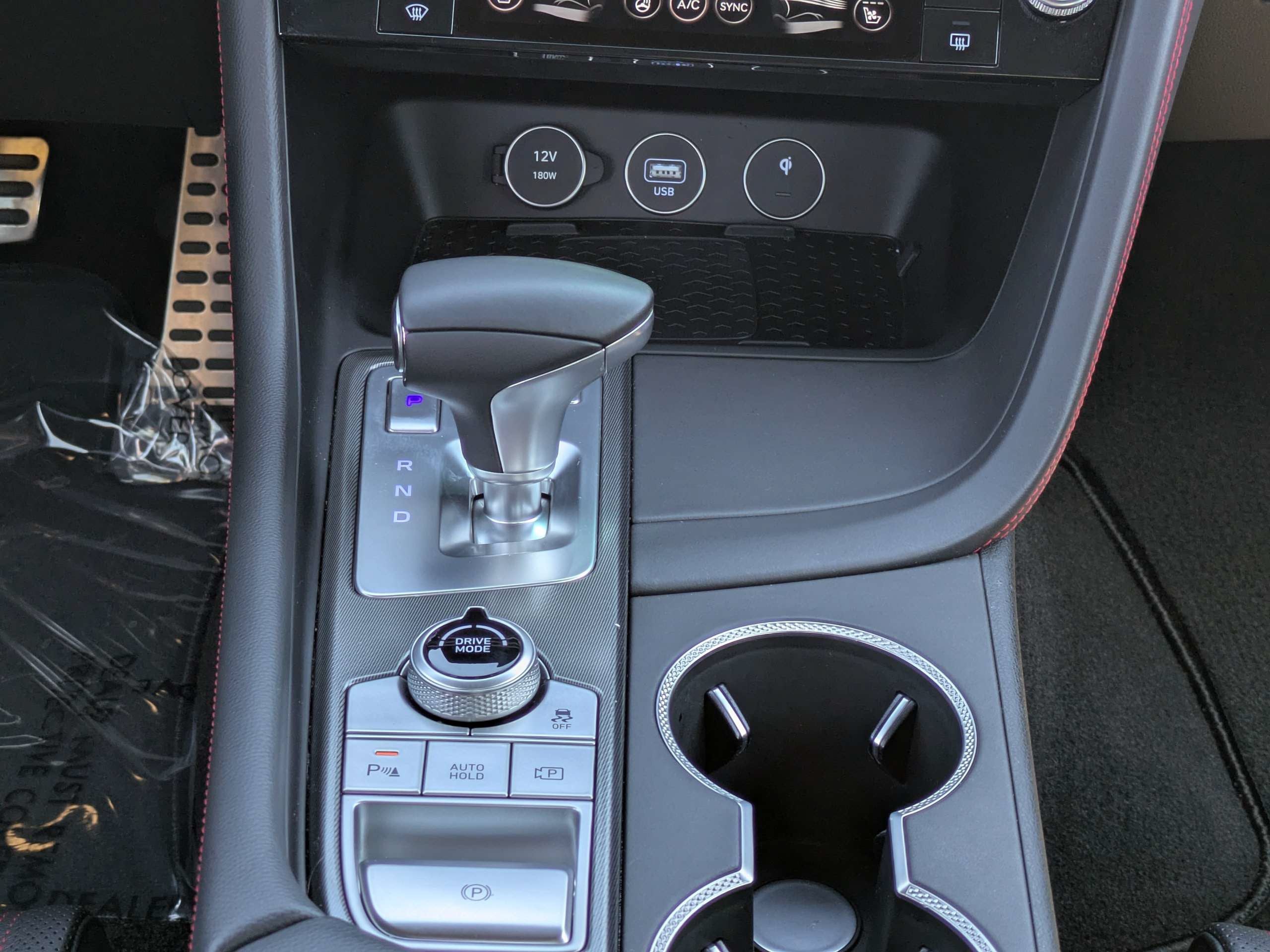 2024 Genesis G70 2.5T