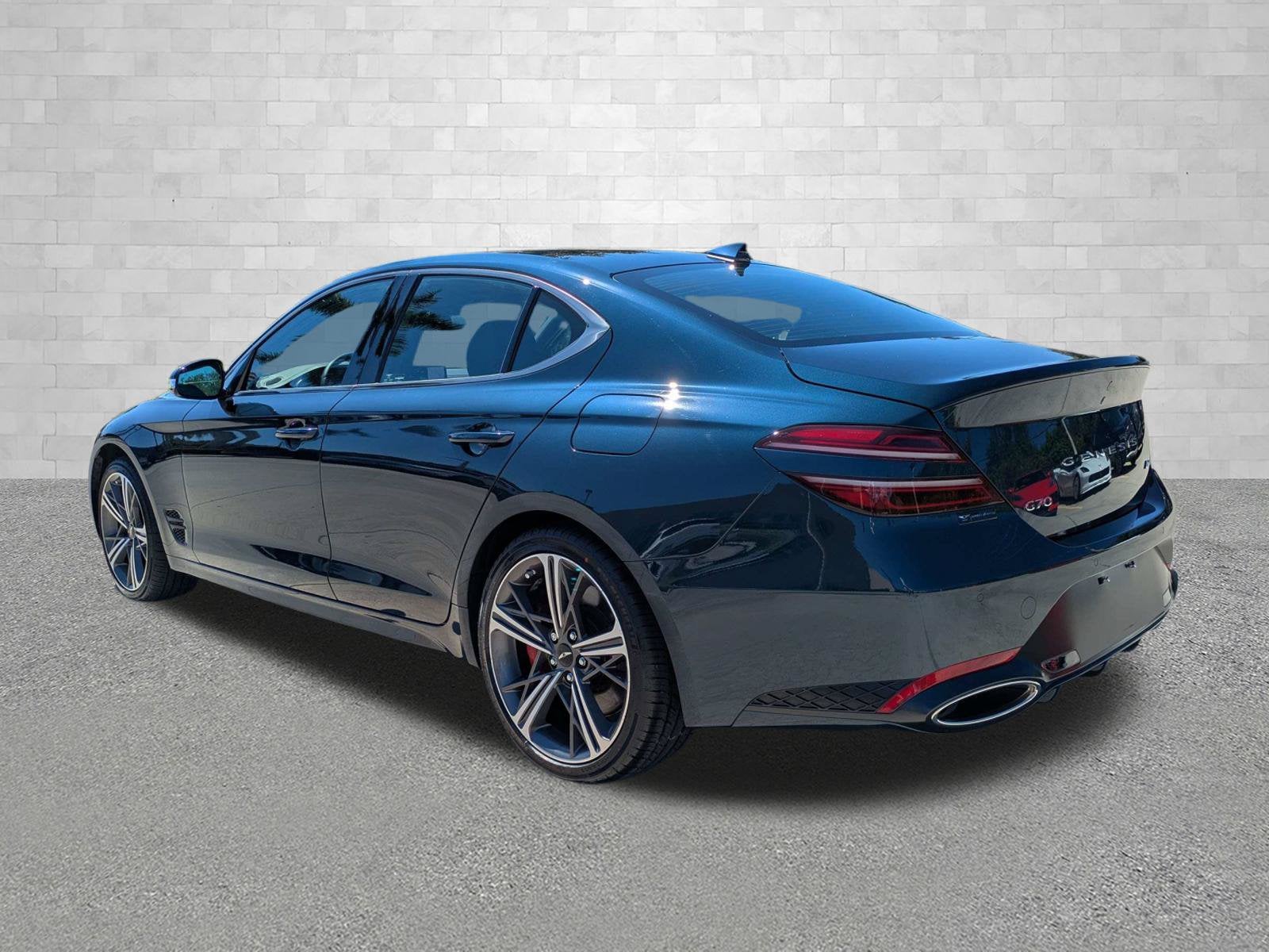 2024 Genesis G70 2.5T