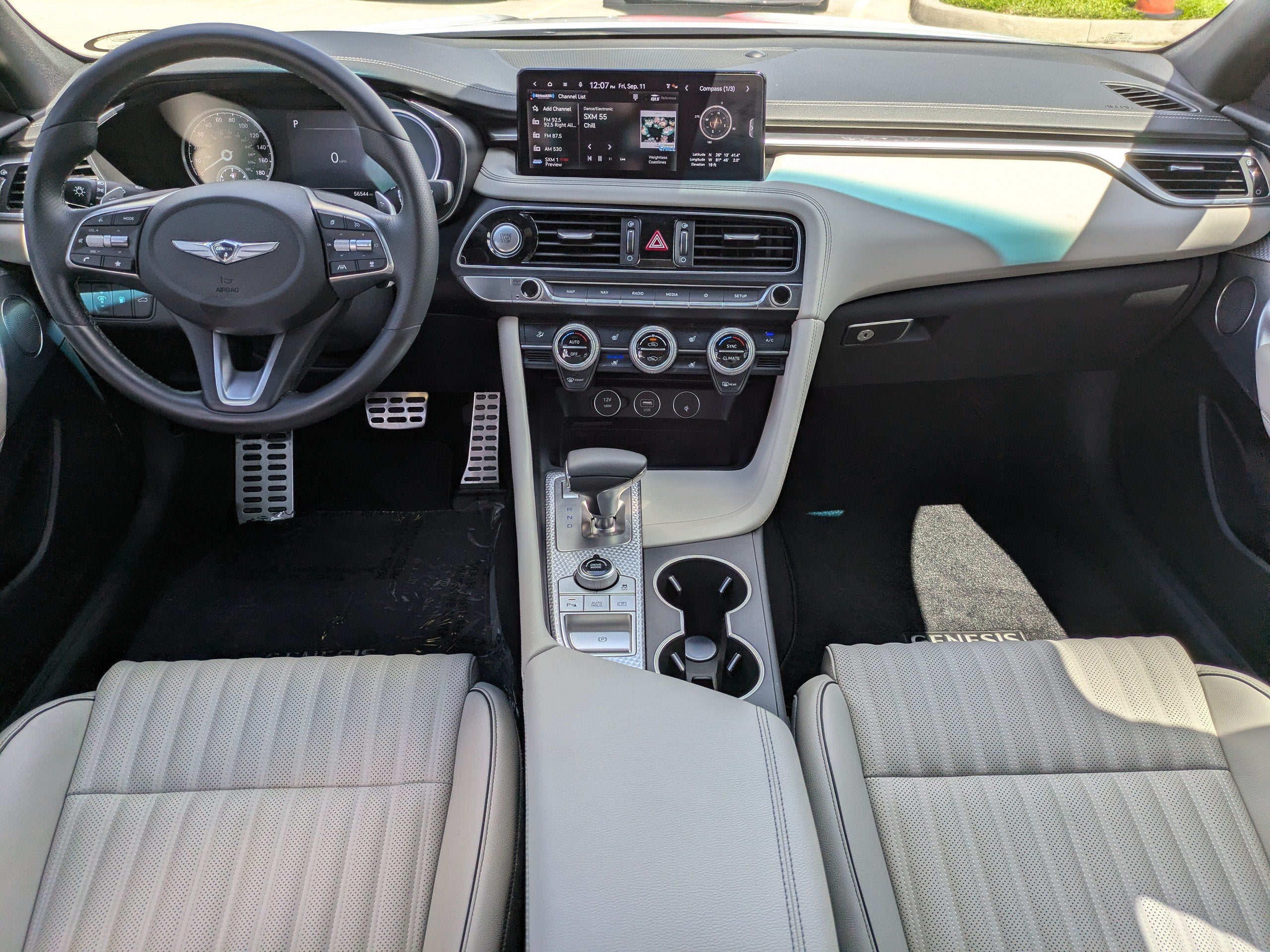 2023 Genesis G70 2.0T