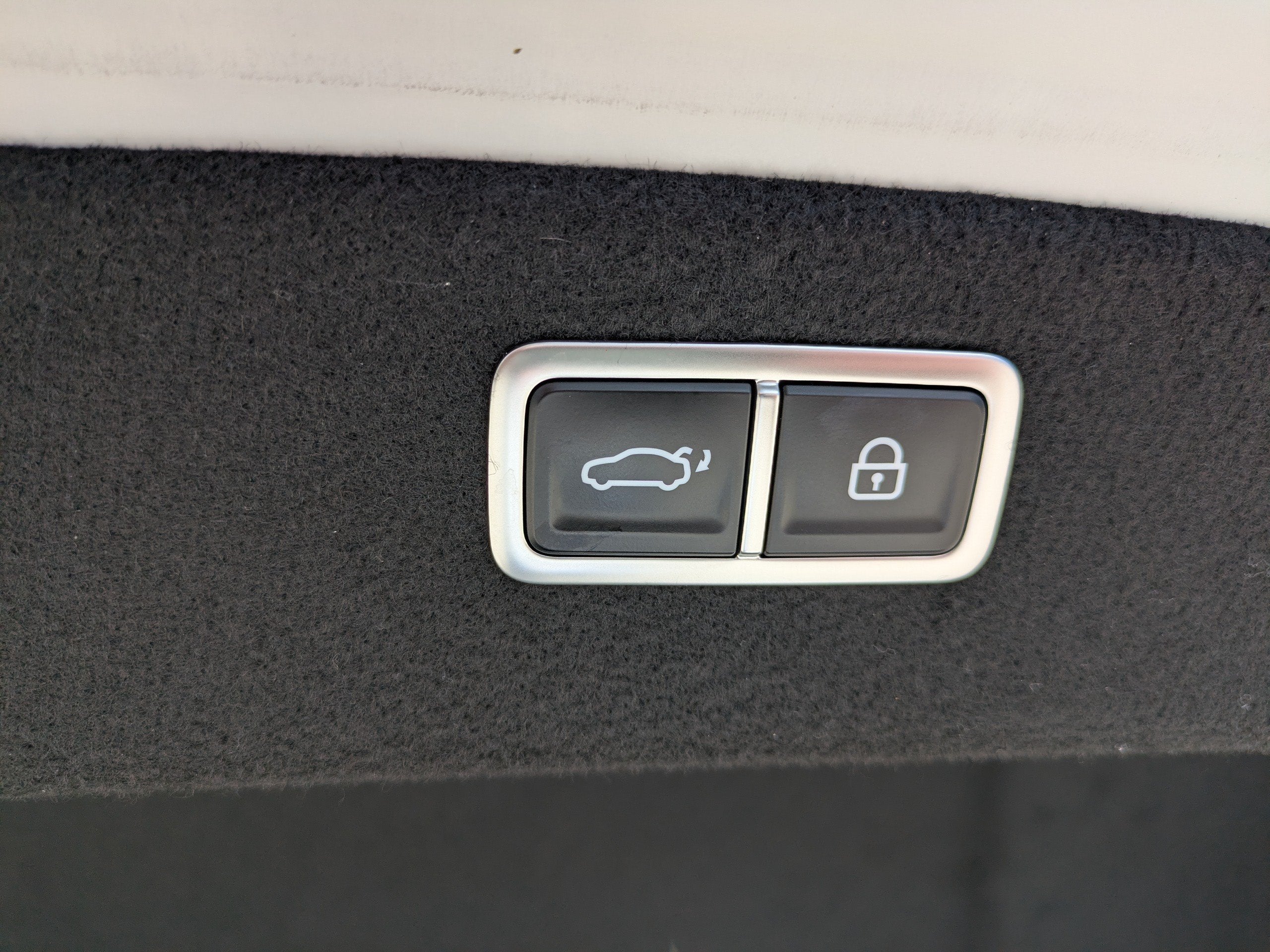 2024 Genesis G80 2.5T