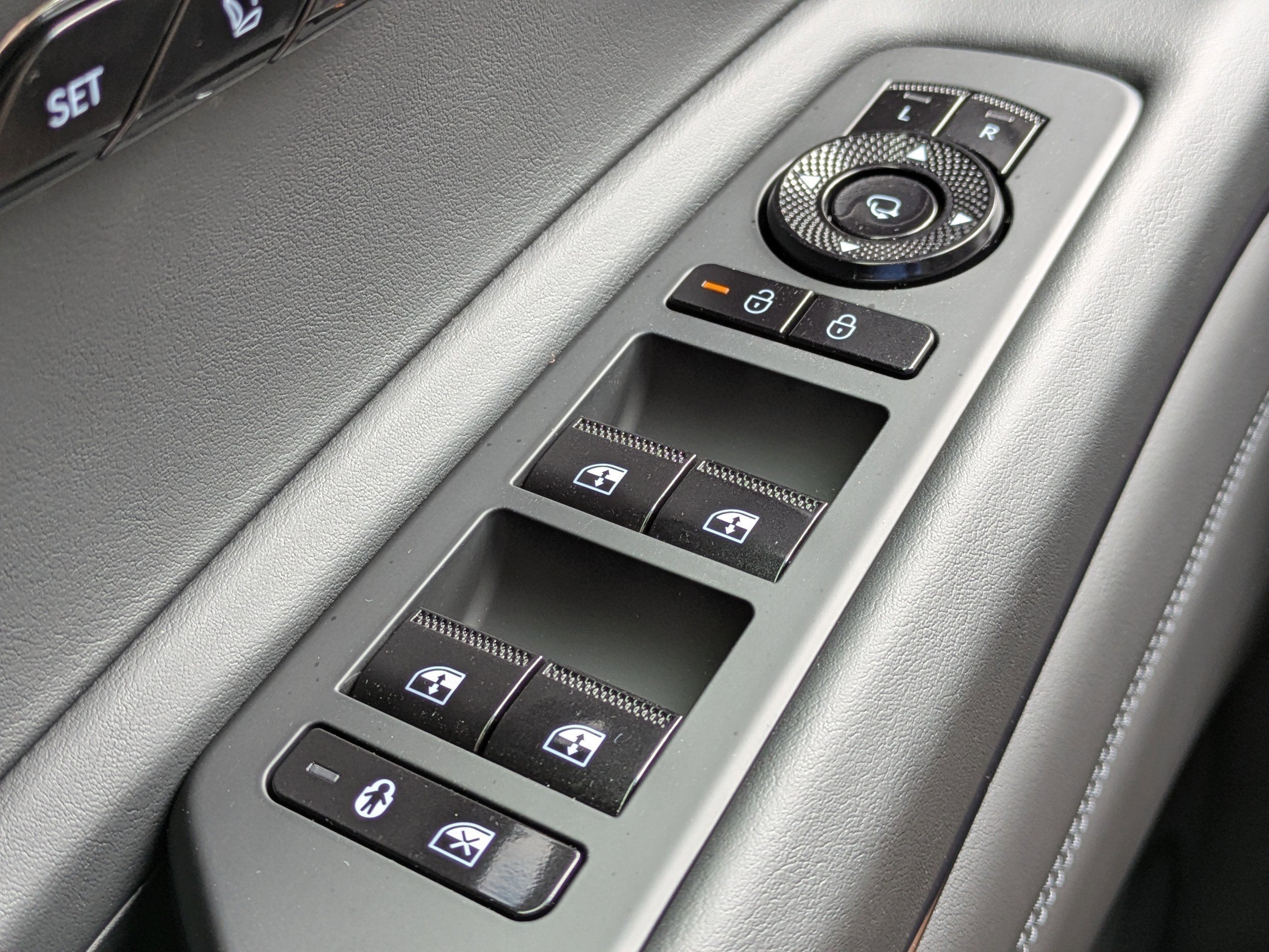 2026 Genesis GV80 2.5T PRESTIGE BLACK