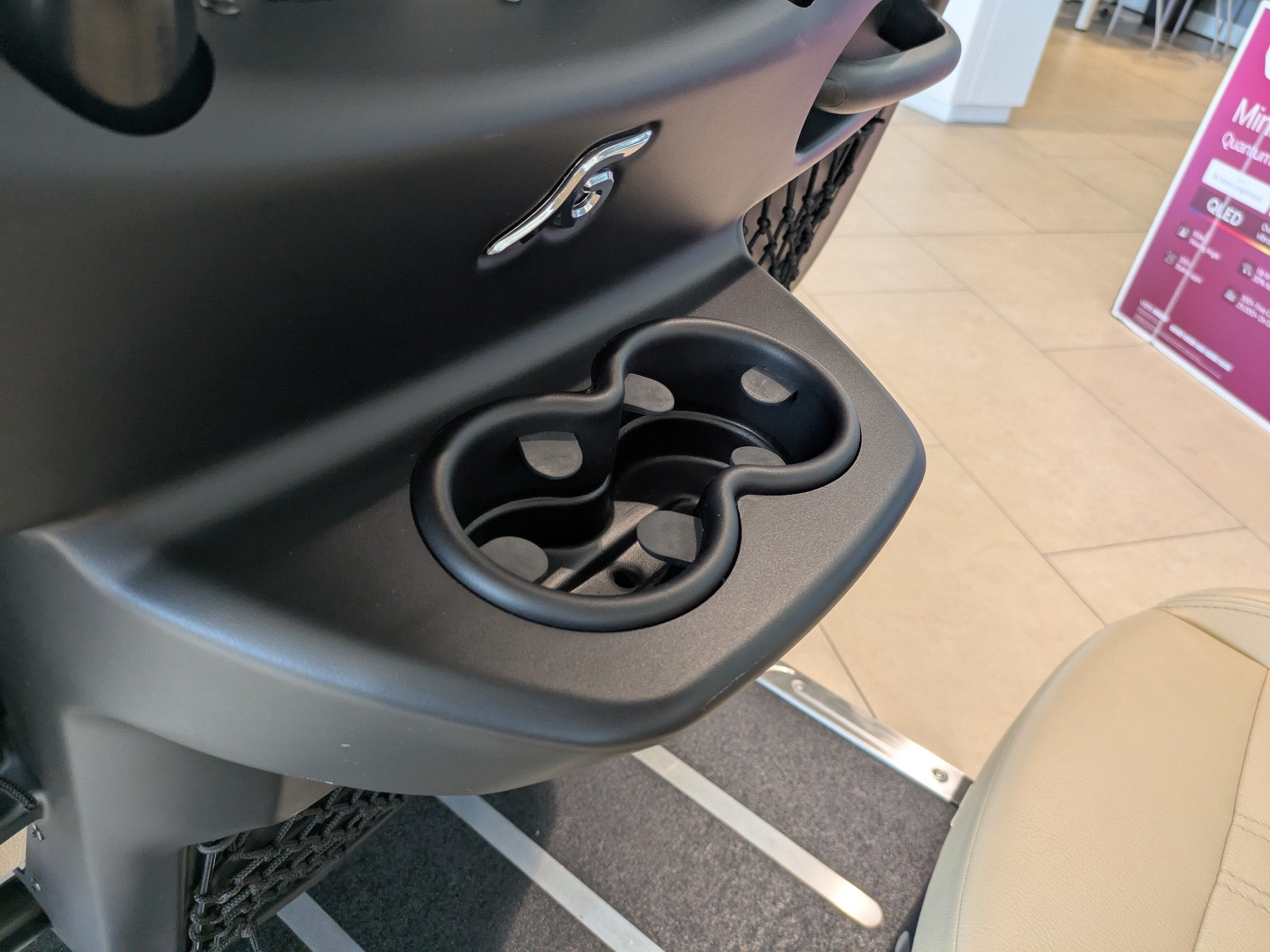 2023 OTHER MAKE GARIA GULF CART Base