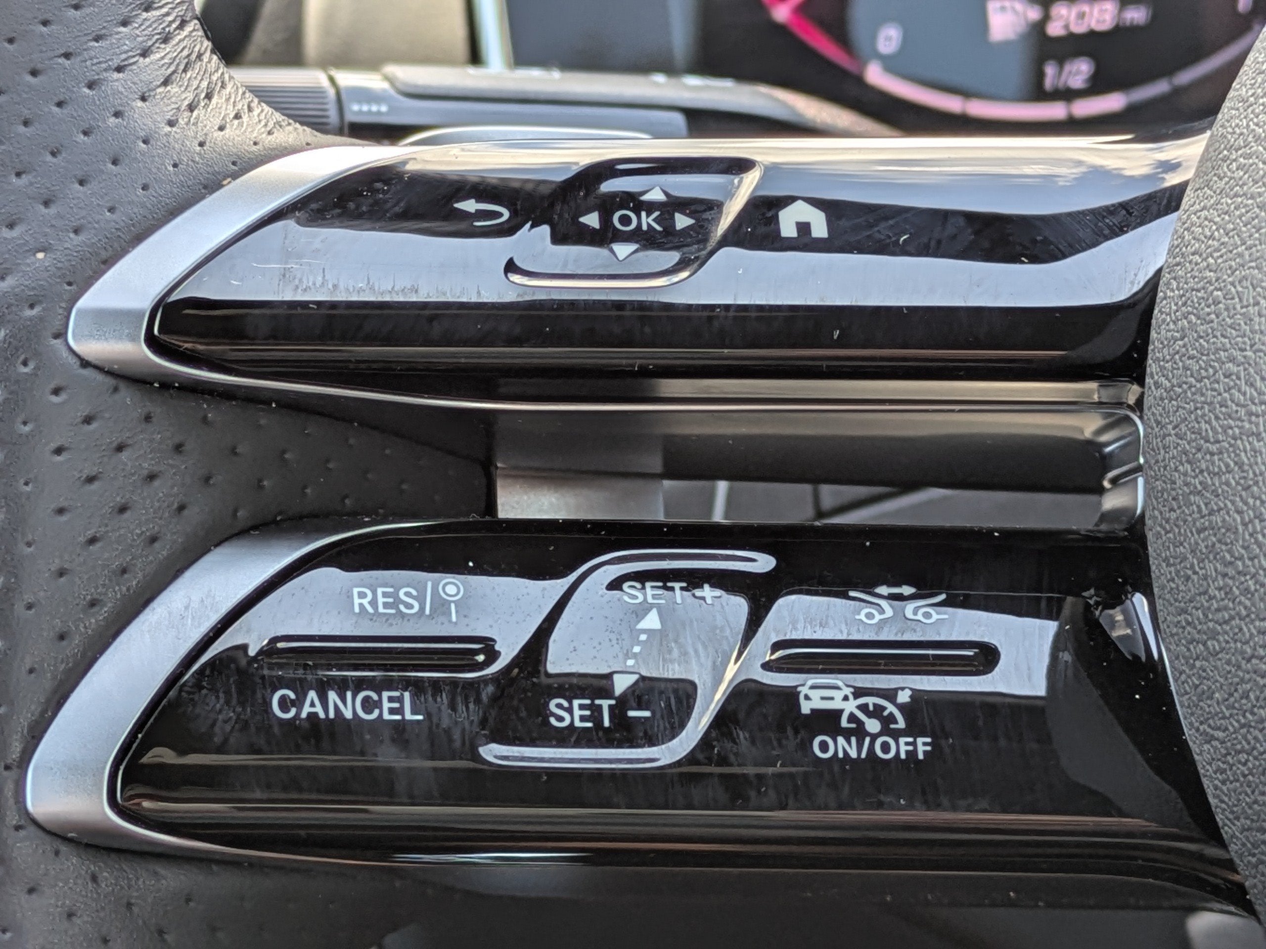 2024 Mercedes-Benz CLE 2DR CAB 4MATIC® CL