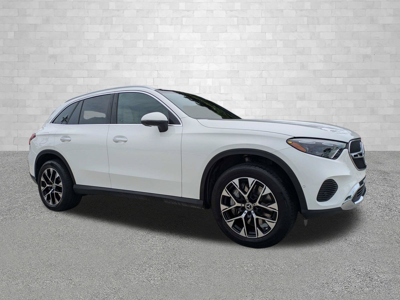 2025 Mercedes-Benz GLC 4DR GLC 350E 4MAT