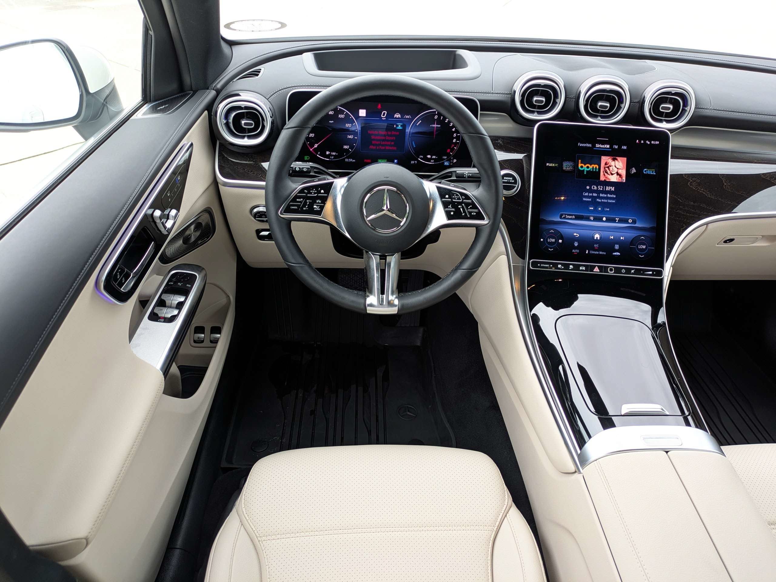 2025 Mercedes-Benz GLC 4DR GLC 350E 4MAT