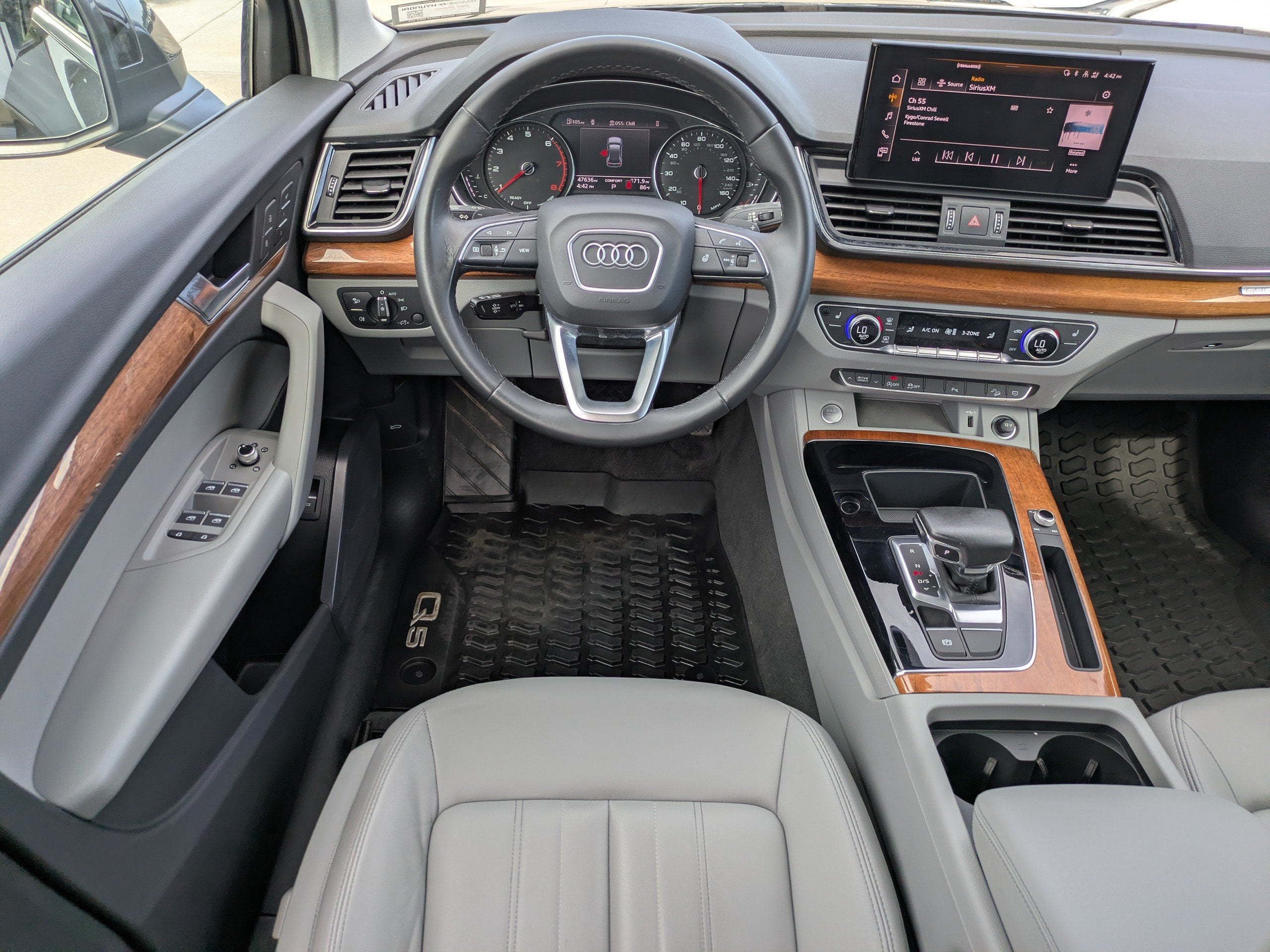 2023 Audi Q5 S LINE PREMIUM