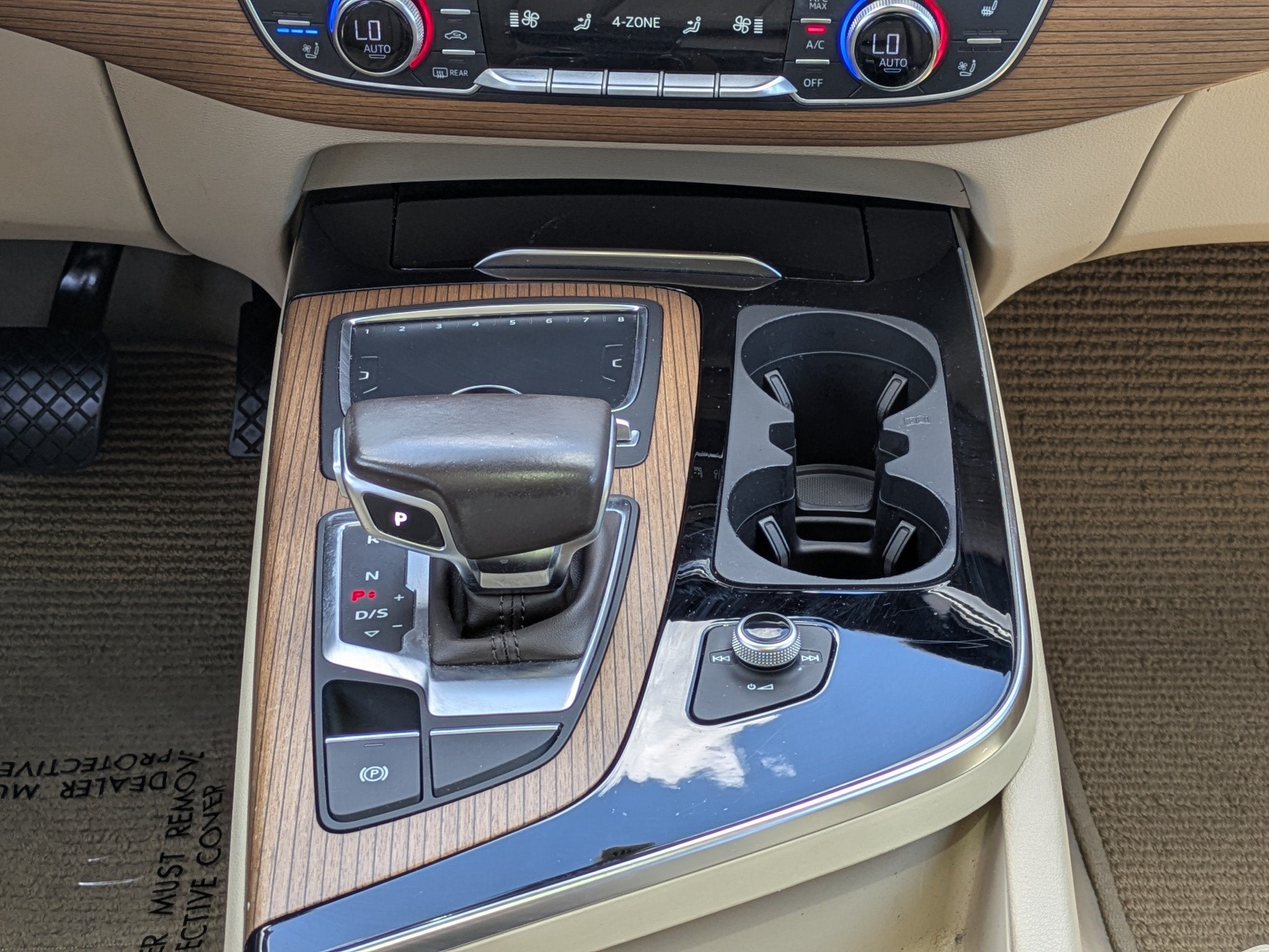 2017 Audi Q7 PRESTIGE