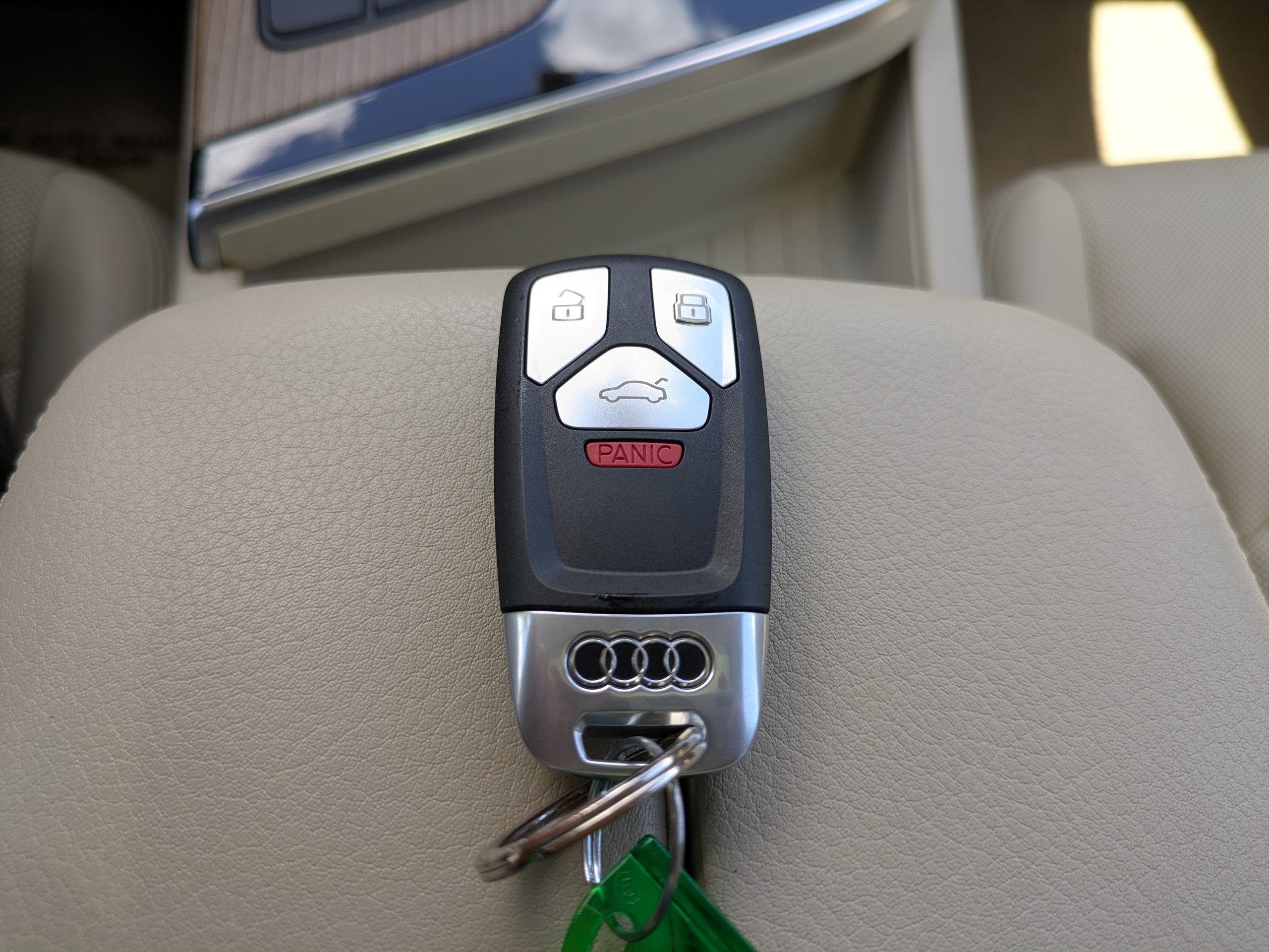 2017 Audi Q7 PRESTIGE