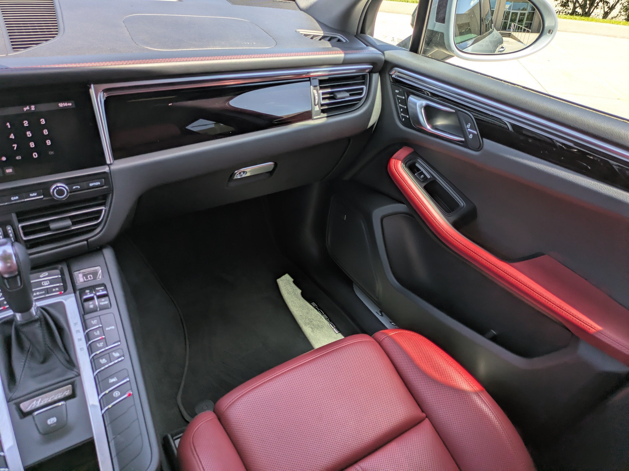 2021 Porsche Macan S