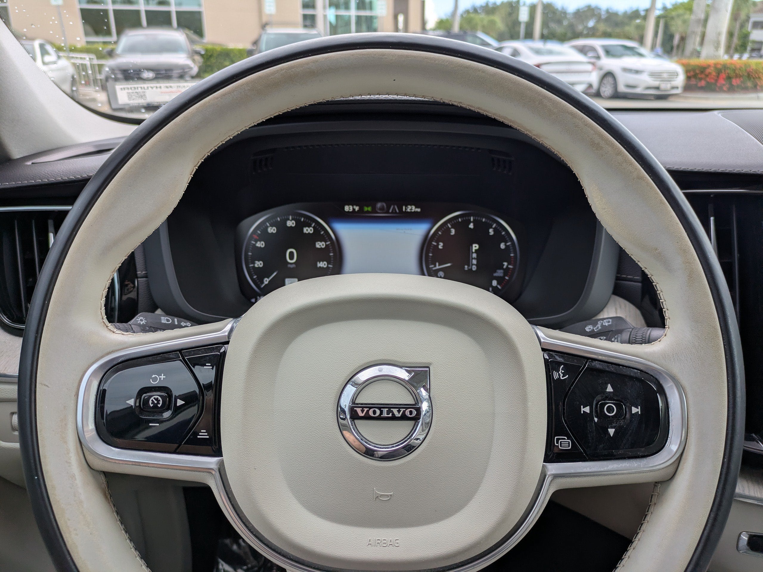 2018 Volvo XC60 INSCRIPTION